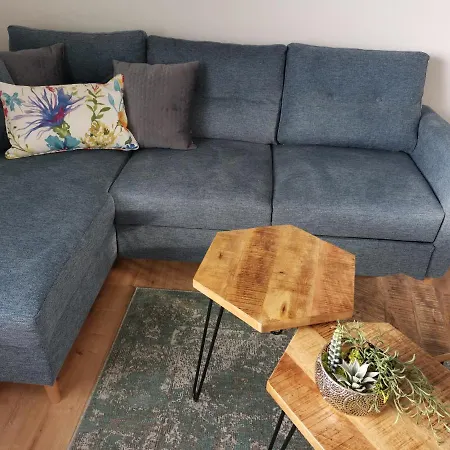 Una Apartment